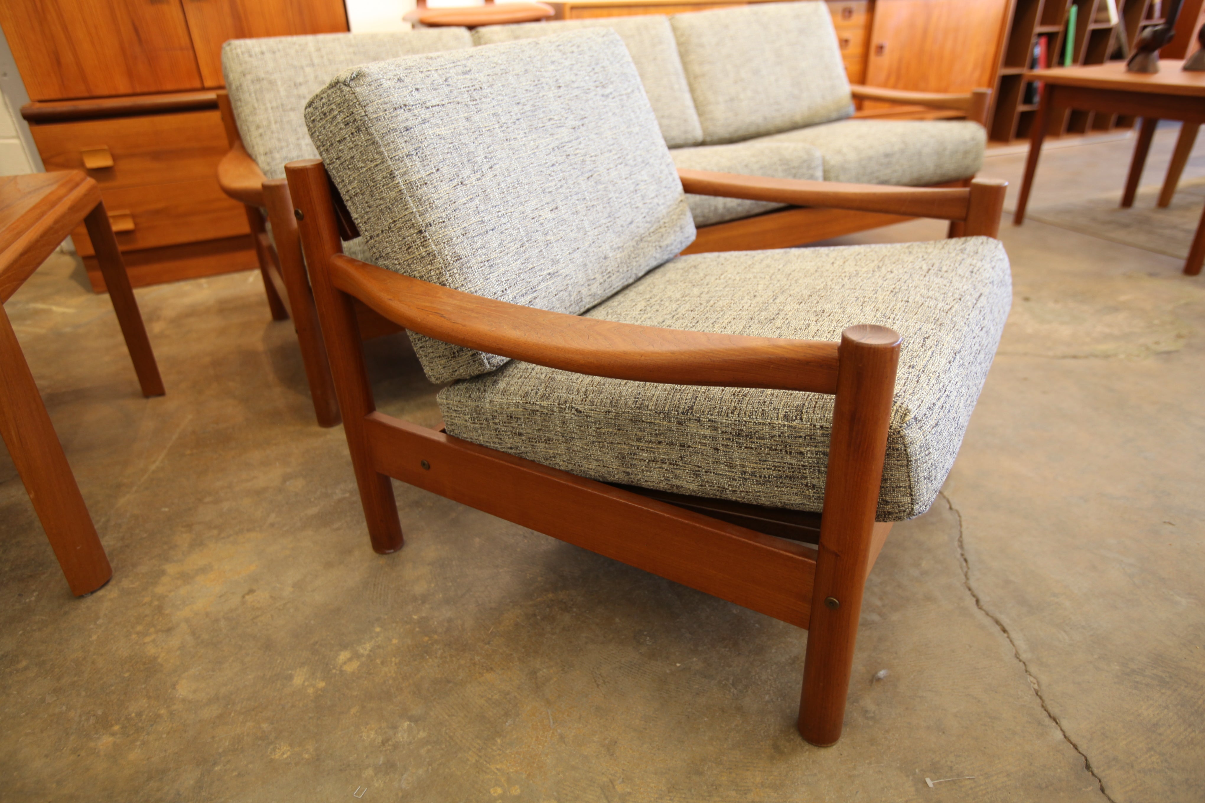 Beautiful Vintage Teak Lounge Chair w/ New Fabric (31.5"W x 29.5"D x 28"H)