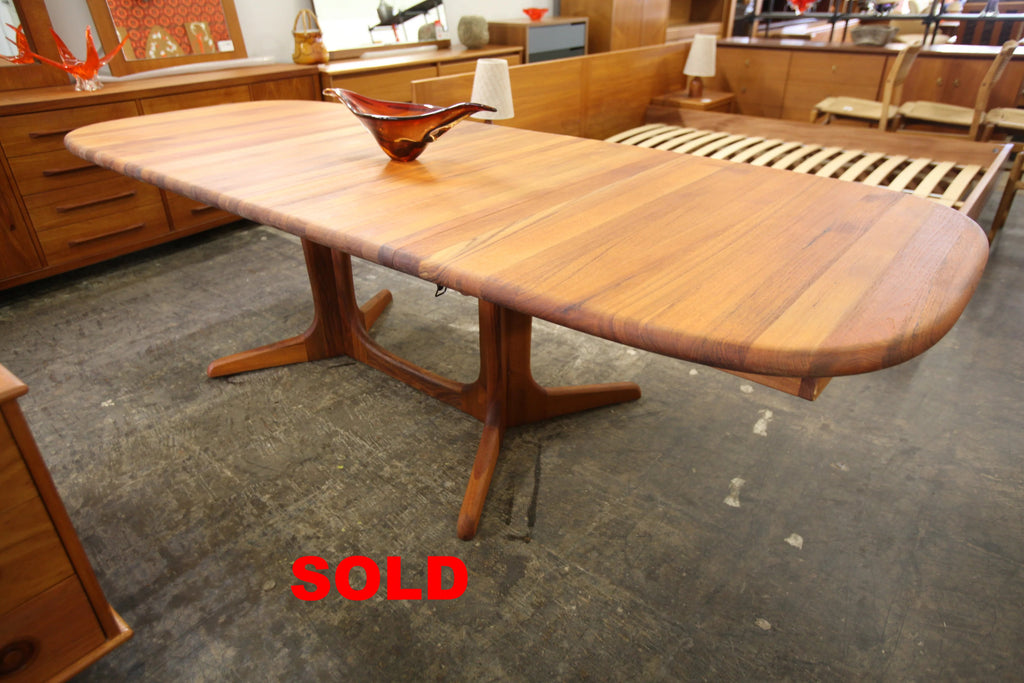 Rare & Beautiful "SOLID" Teak Dining Table w/ 2 Leafs 102" Long