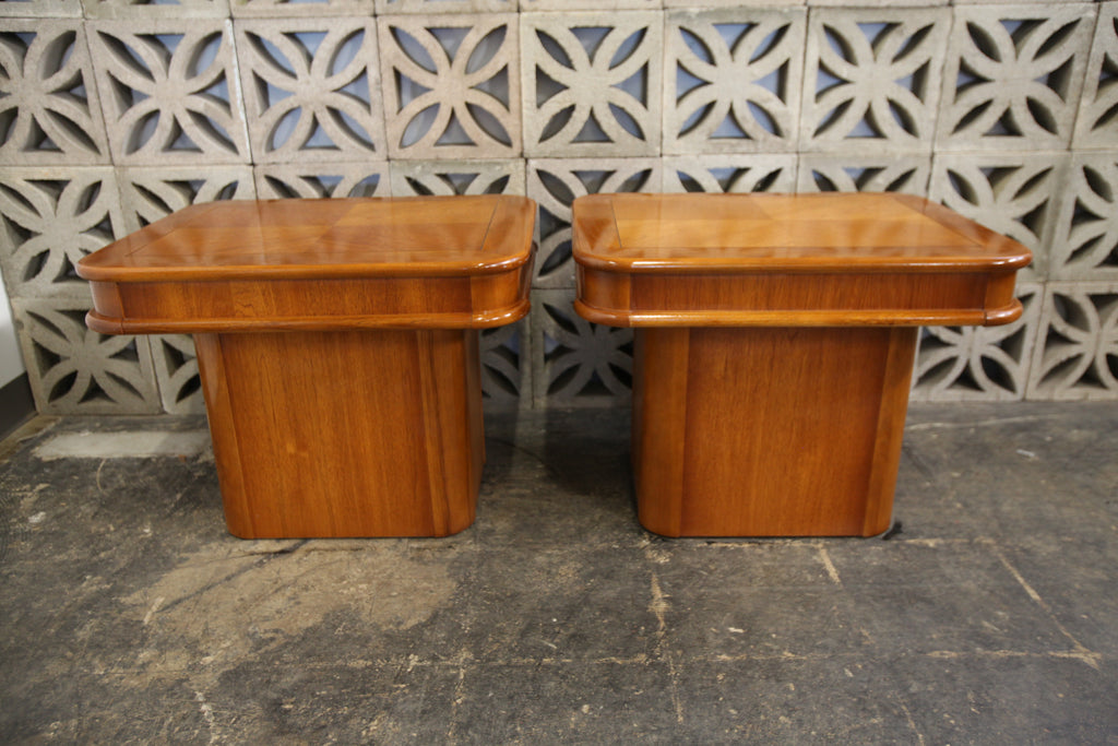 Vintage Wood Side Table (28" x 22" x 21.25"H)