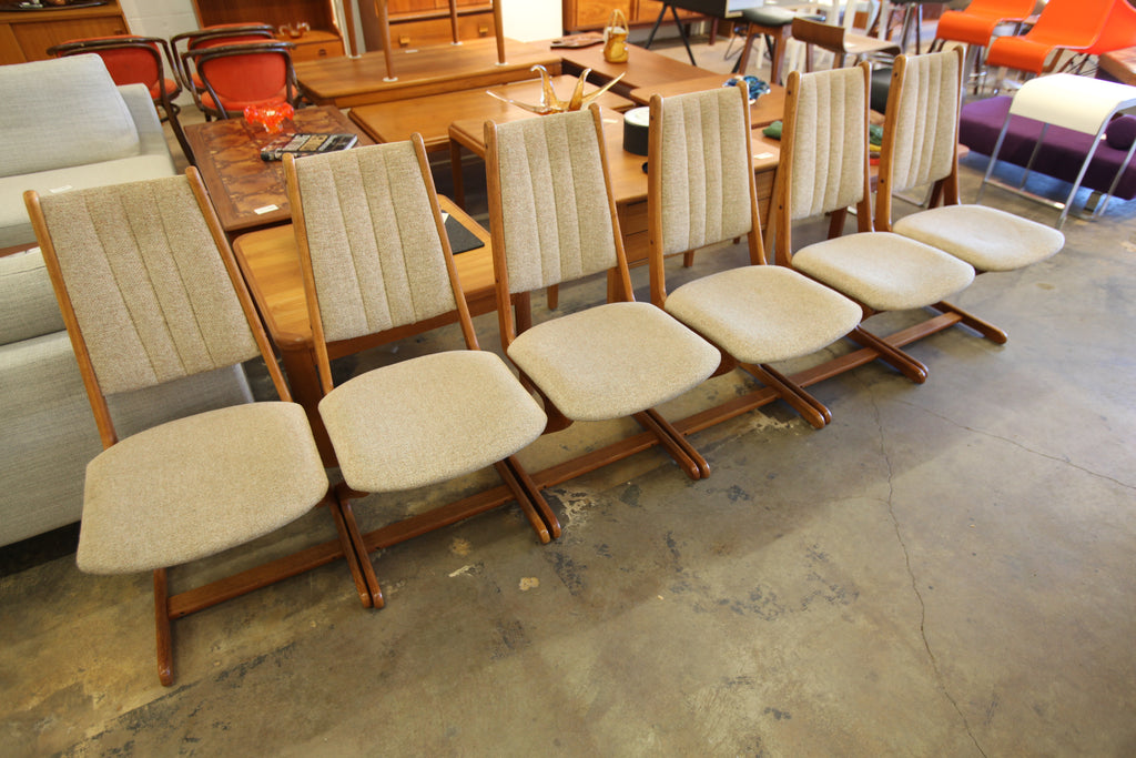 Rare Set of 6 Original Vintage Teak "Z" Style Dining Chairs (17"W x 22"D x 37"H)