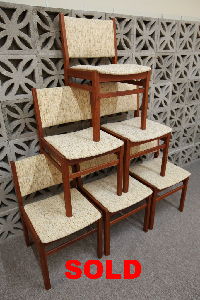 Set of 6 "Like New" Anders Jensen Vintage Teak Dining Chairs