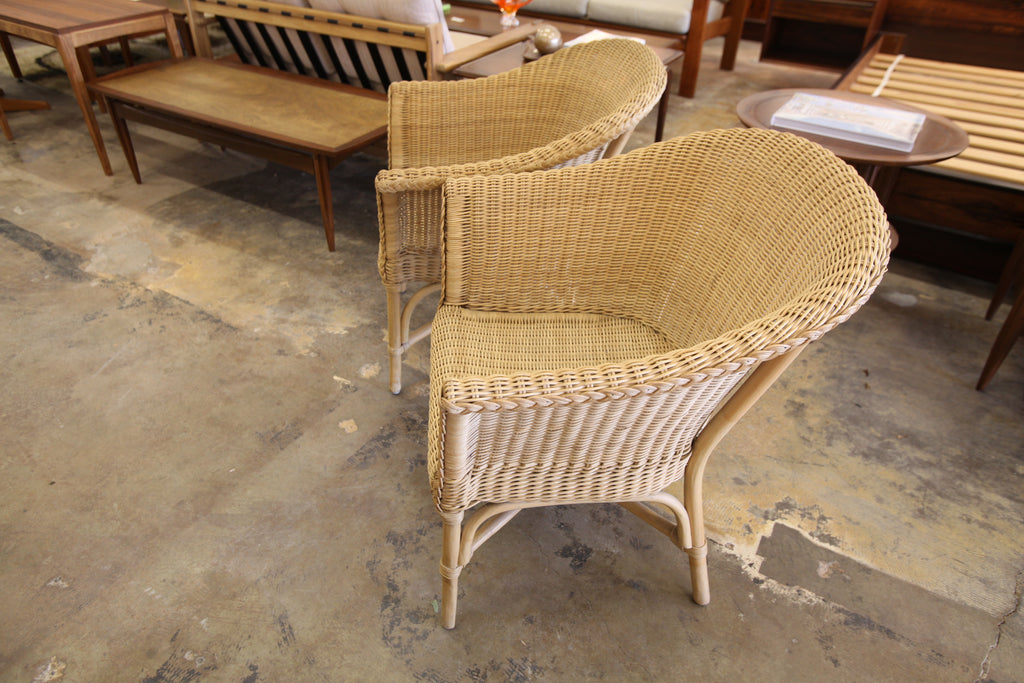 Set of 2 Vintage Wicker Chairs (26"W x 30"H x 16"H seat)