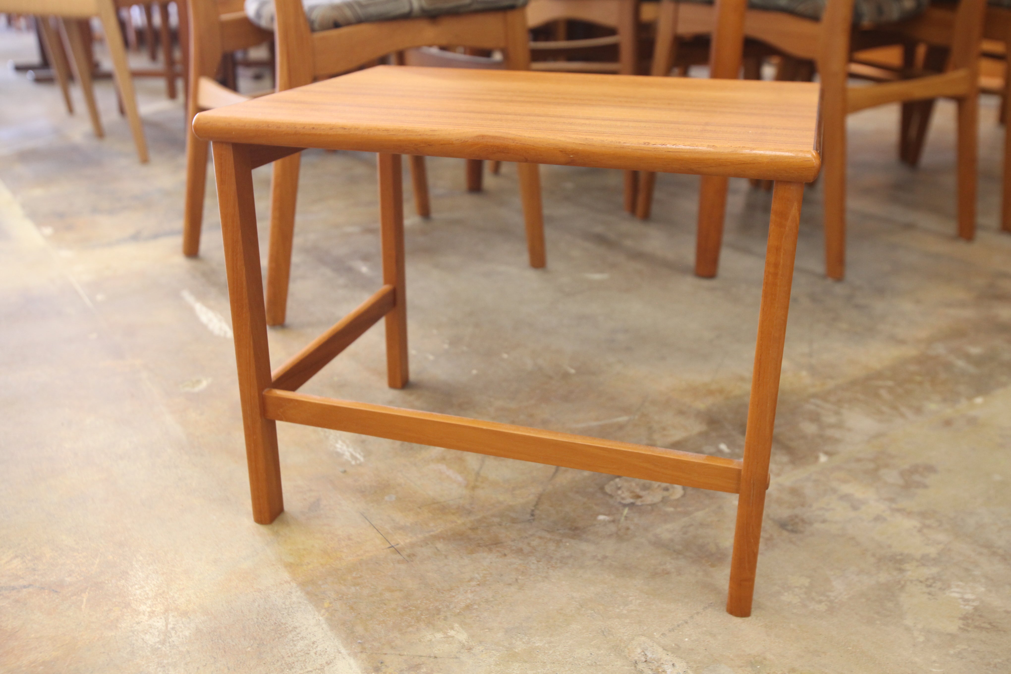 Small Teak Side Table (20" x 15" x 16"H)