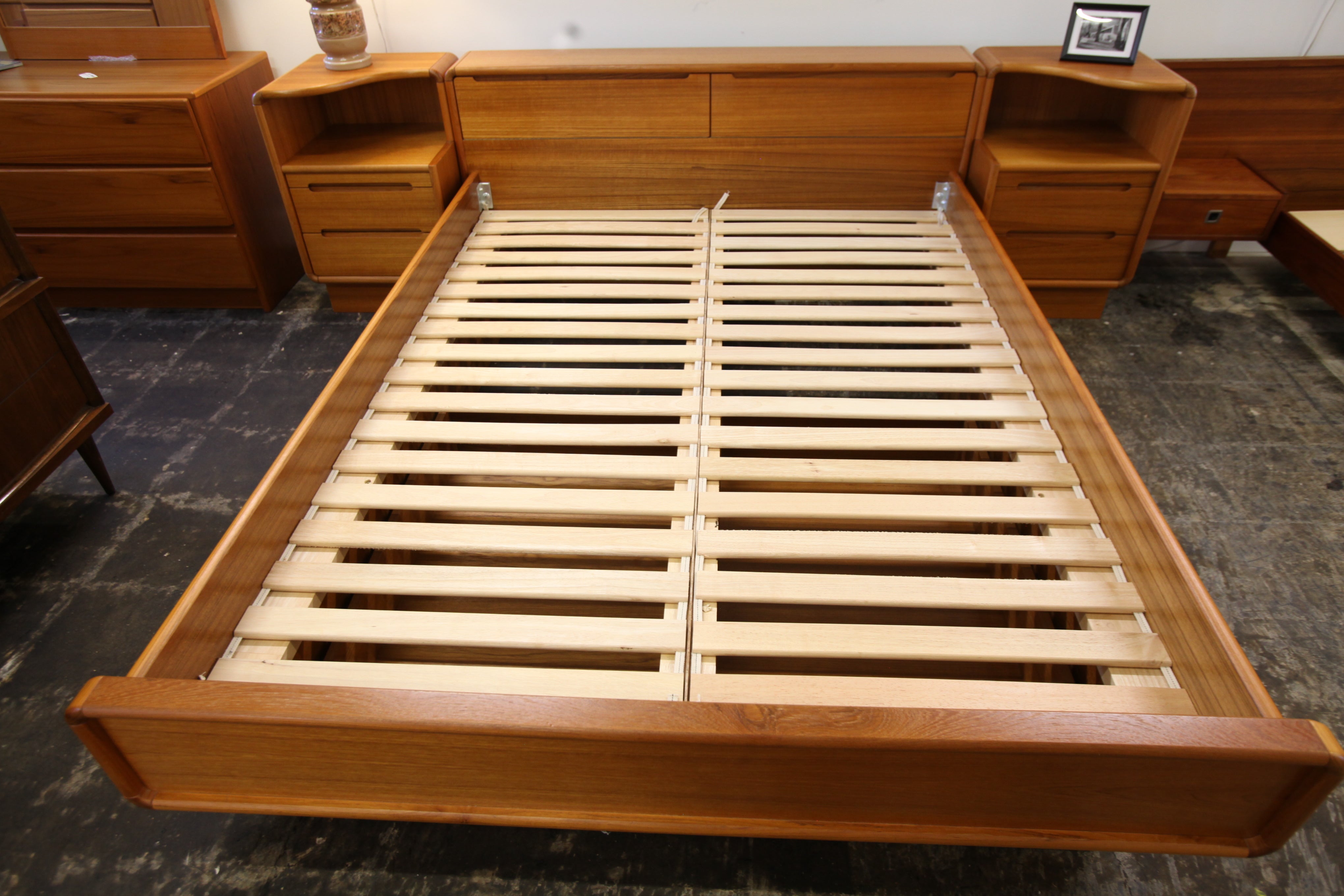 Vintage Teak Queen Bed w/ Storage & Night Stands (106.5"W x 30"H x 91"D)