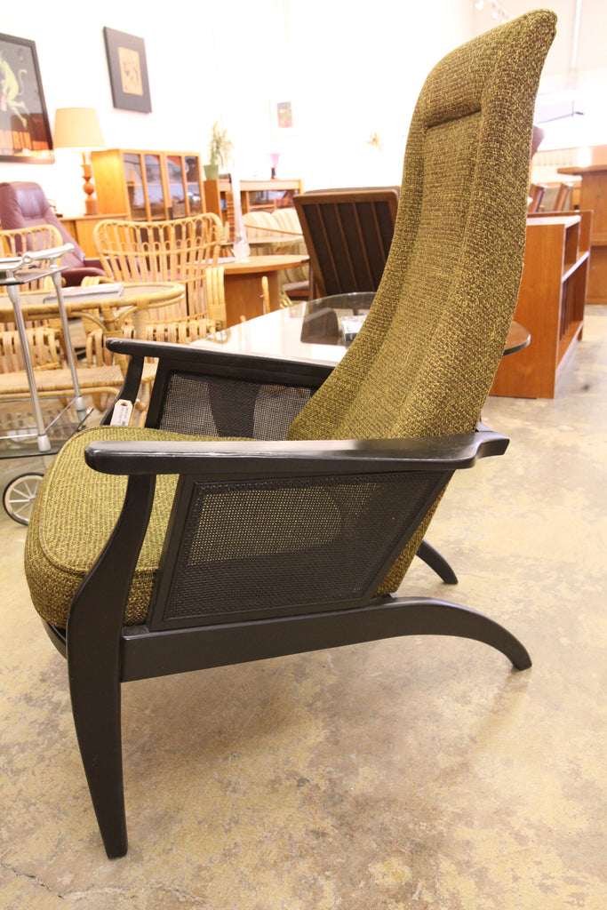 Unique Vintage Lounge Chair (27.25"W x 38.5"H x 30"D)