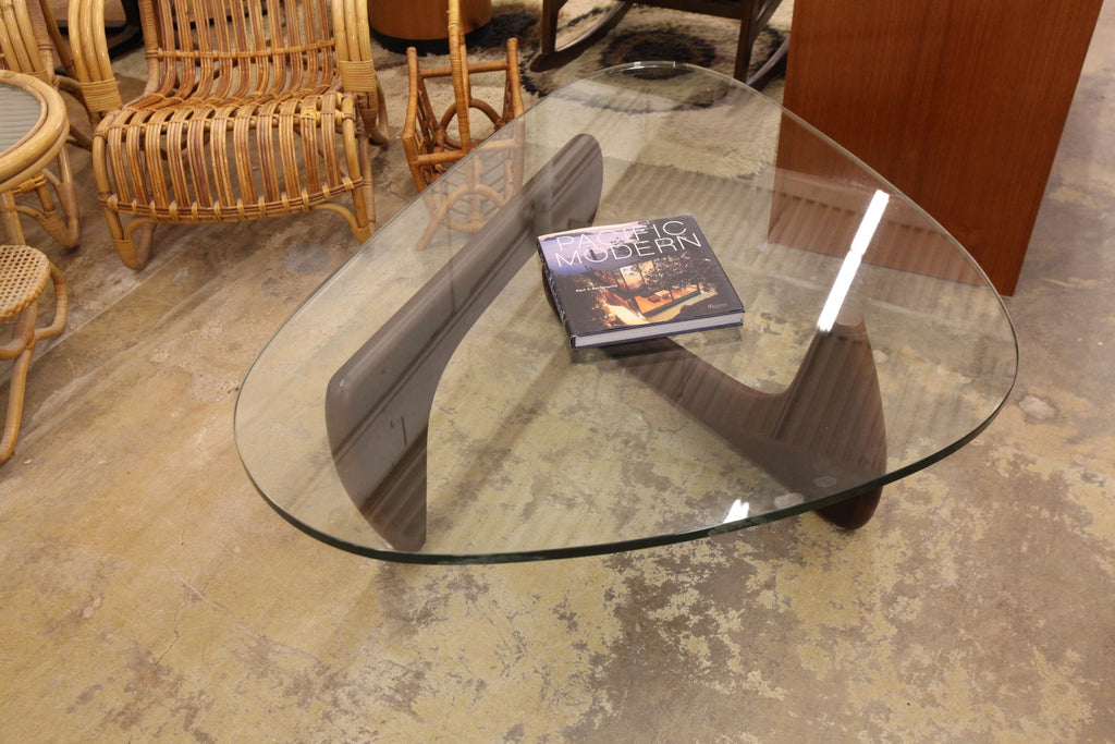 Like New Noguchi Replica Glass Coffee Table ((50" x 36" x 15.5"H)