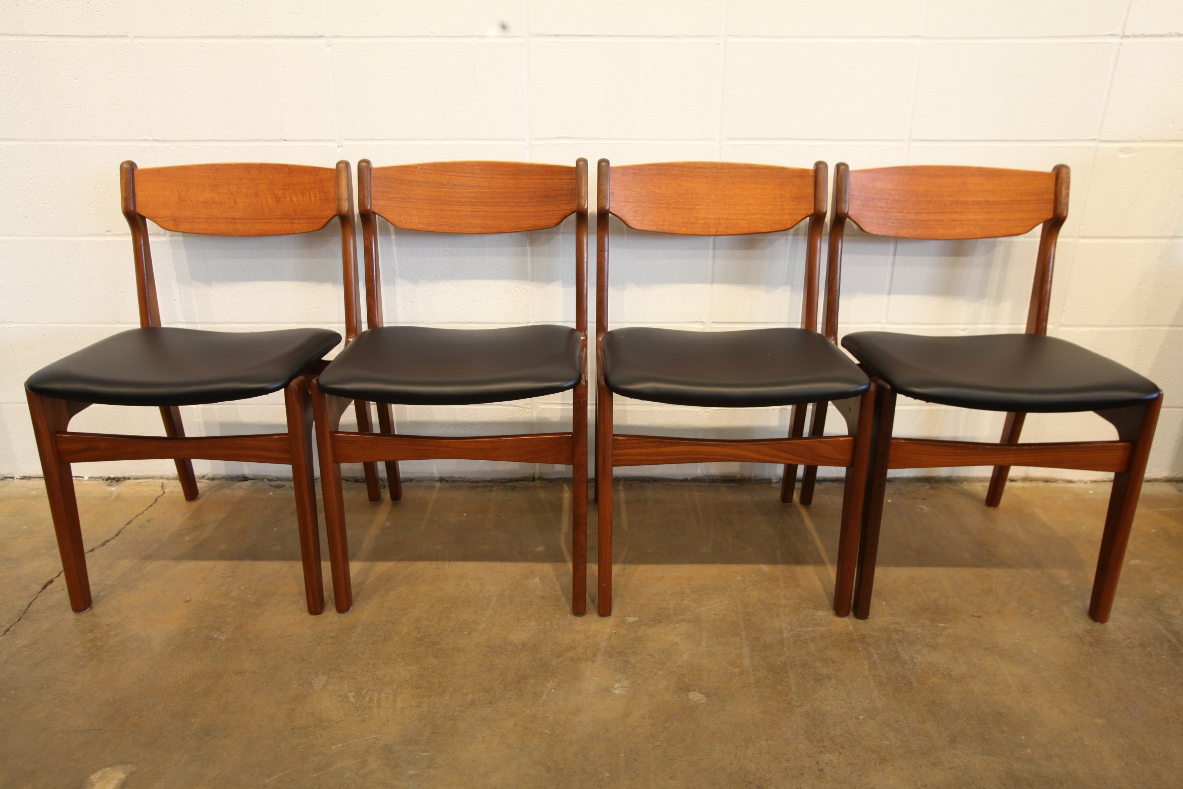 Set of 4 Vintage Eric Buch Teak Dining Chairs (floating seat)