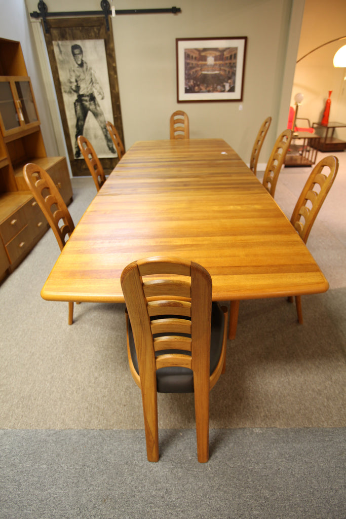 Scandia Teak Dining Table and 8 Chairs (2 leafs) 130"Lx47"W