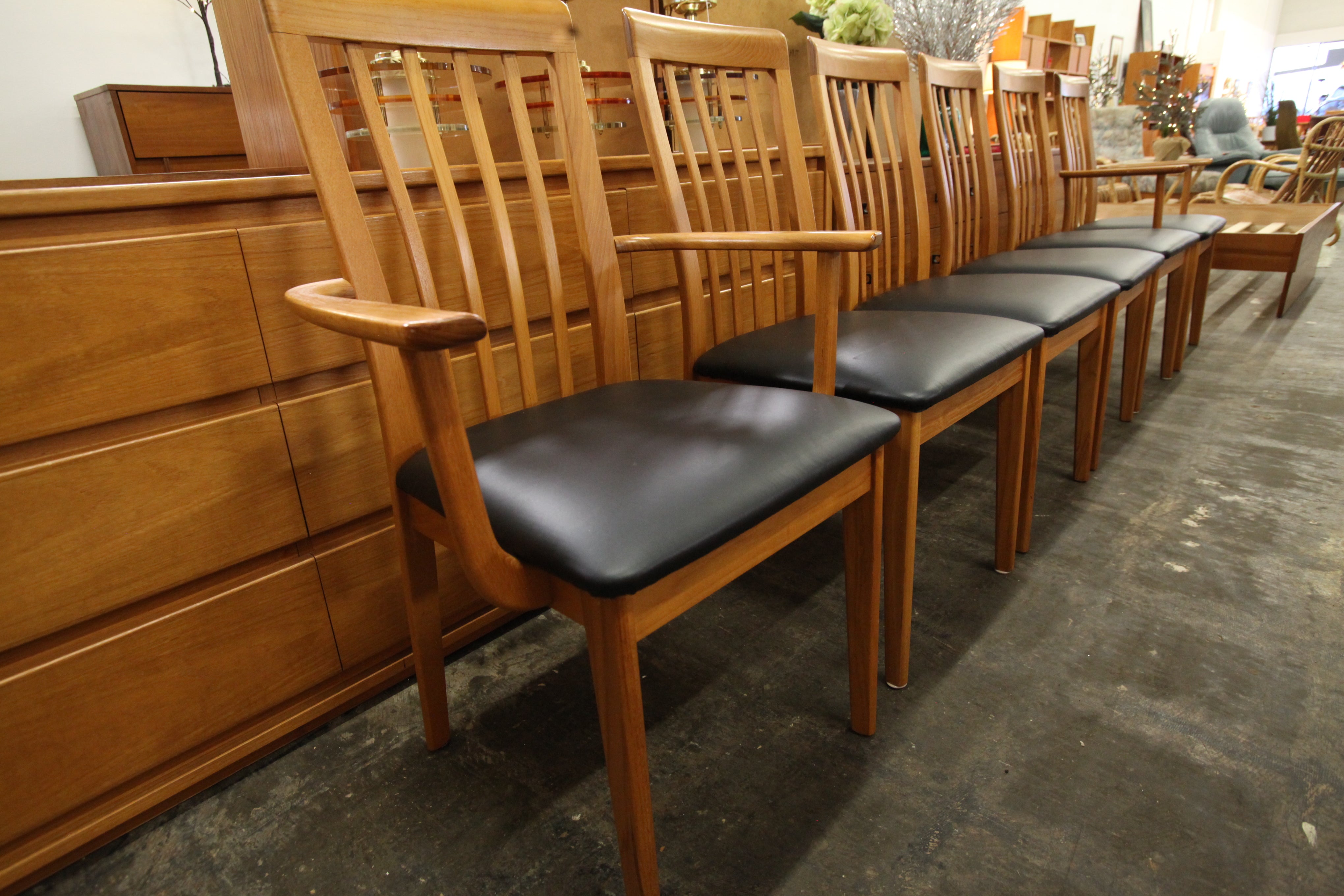 Set of 6 Vintage Teak Dining Chairs w/ 2 arm chairs