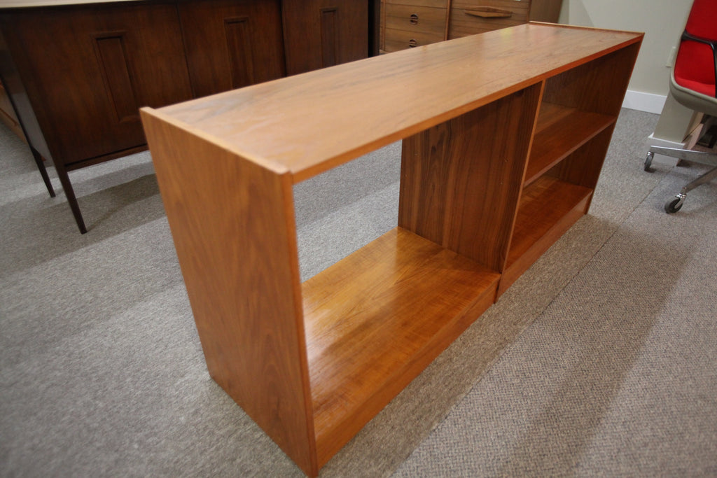 Teak TV/Book Stand (double sided) (60.5x27.25x15.5)