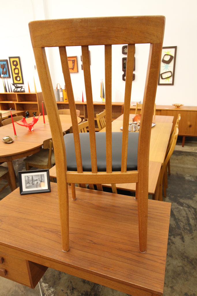 Set of 5 Vintage Teak Dining Chairs (18"W x 36"H)
