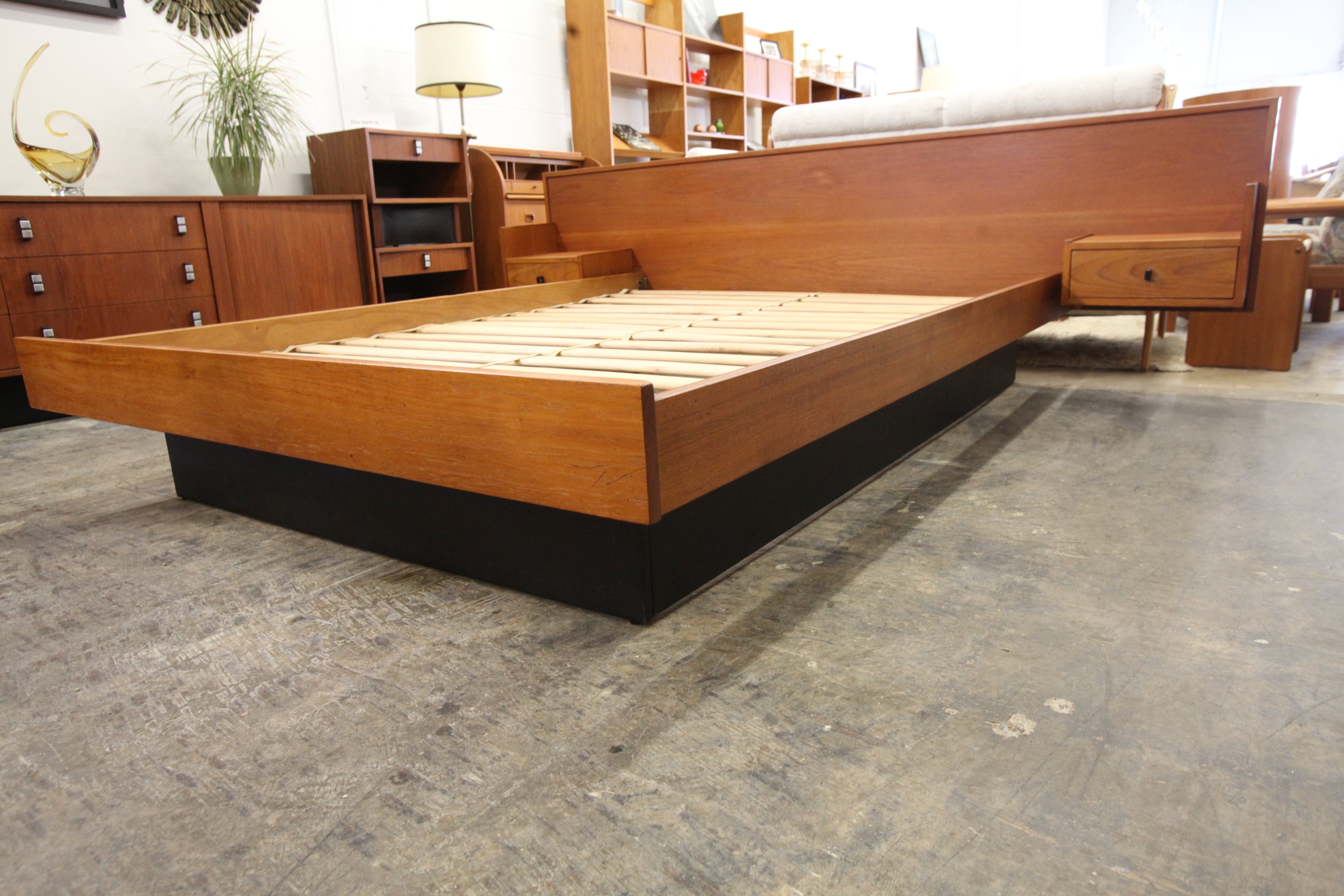 Vintage Teak Queen Size Bed w/ Floating Night Stands (97"W x 29.75"H x 82.5"D)