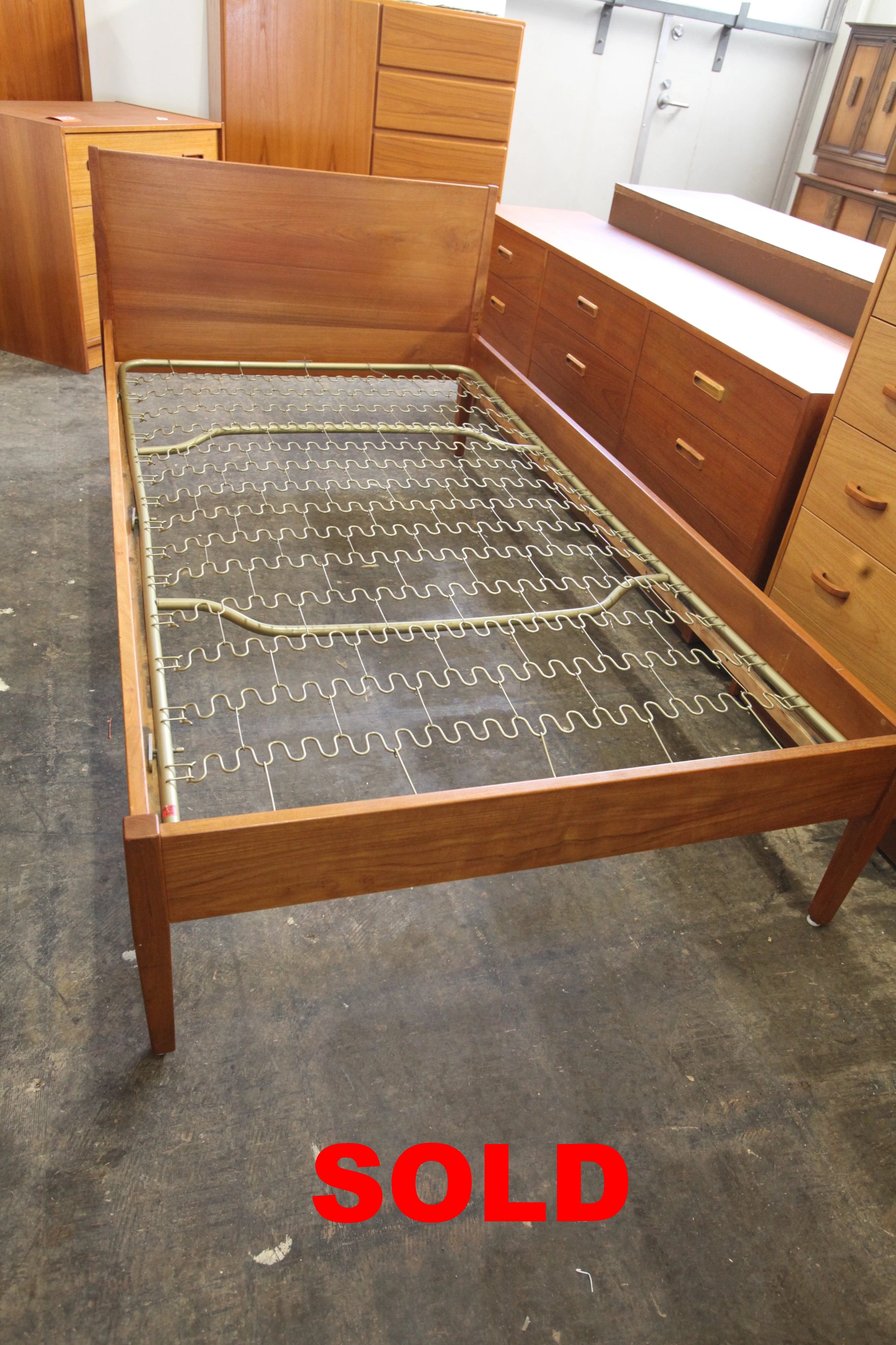 Vintage Poul Hundevad Teak Single Bed (41.75"W x 77.5"D x 30.75"H)