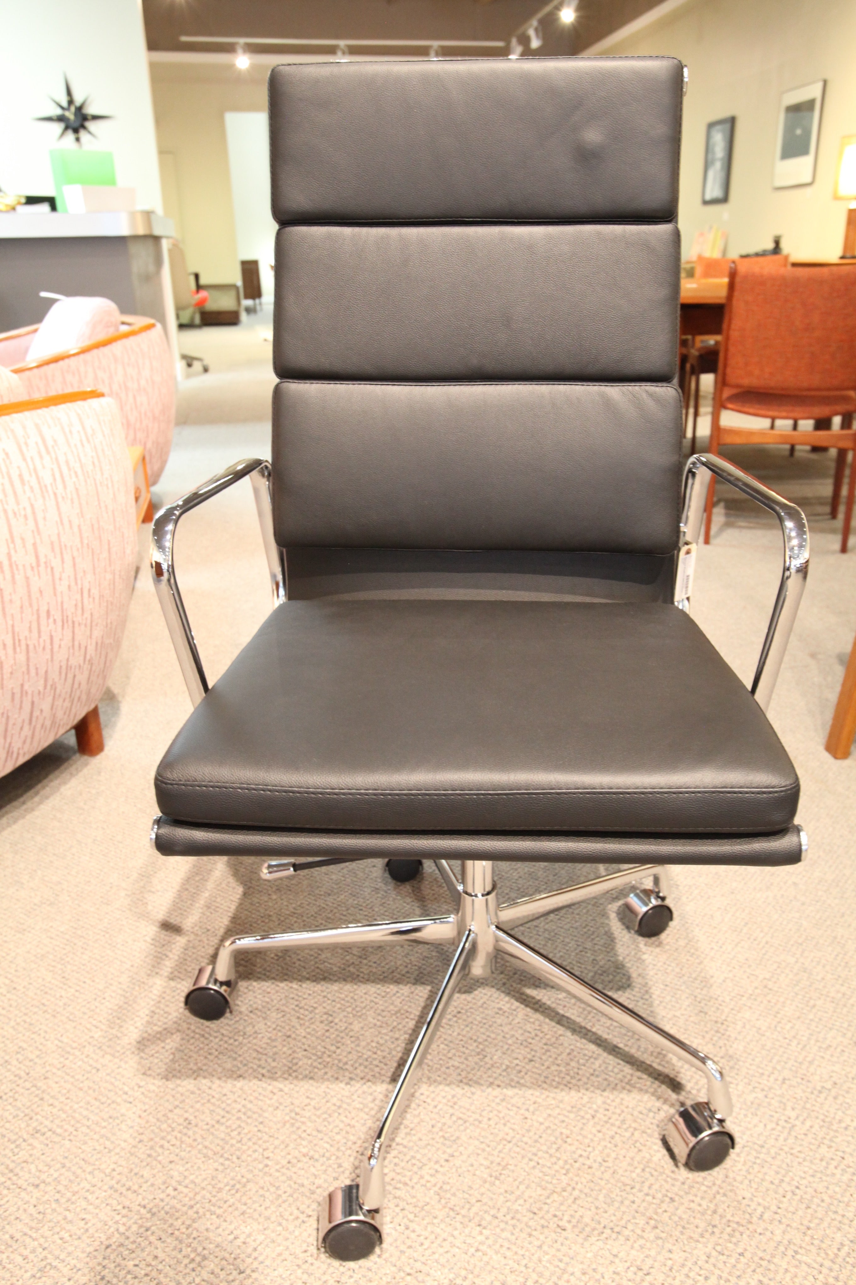 Eames Replica Office Chair (Black Leather)