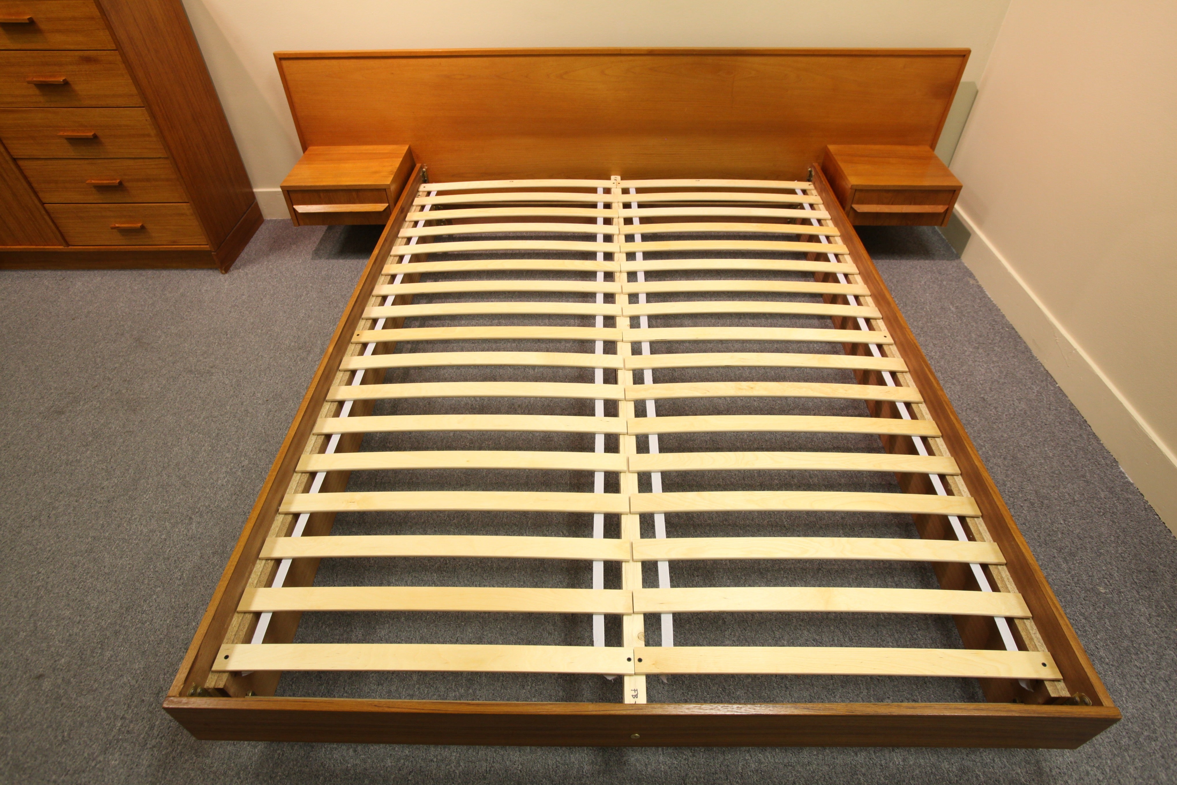 Queen Size Teak Floating Bed (Headboard 96.75"W)