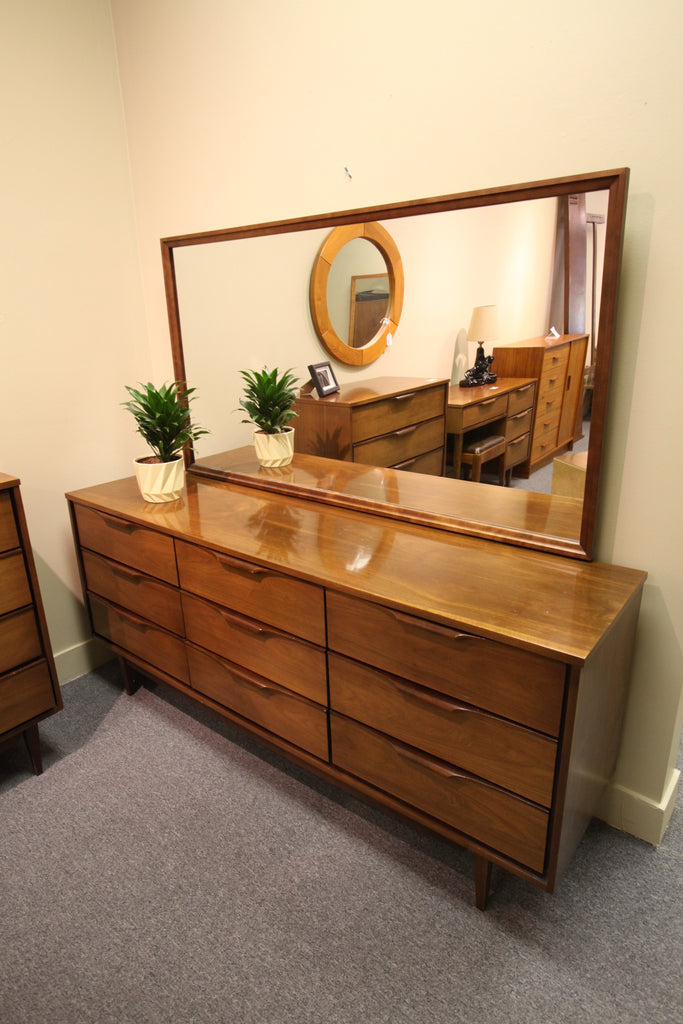 9 Drawer Walnut Dresser with Mirror (72"L x 31"H x 18"D)