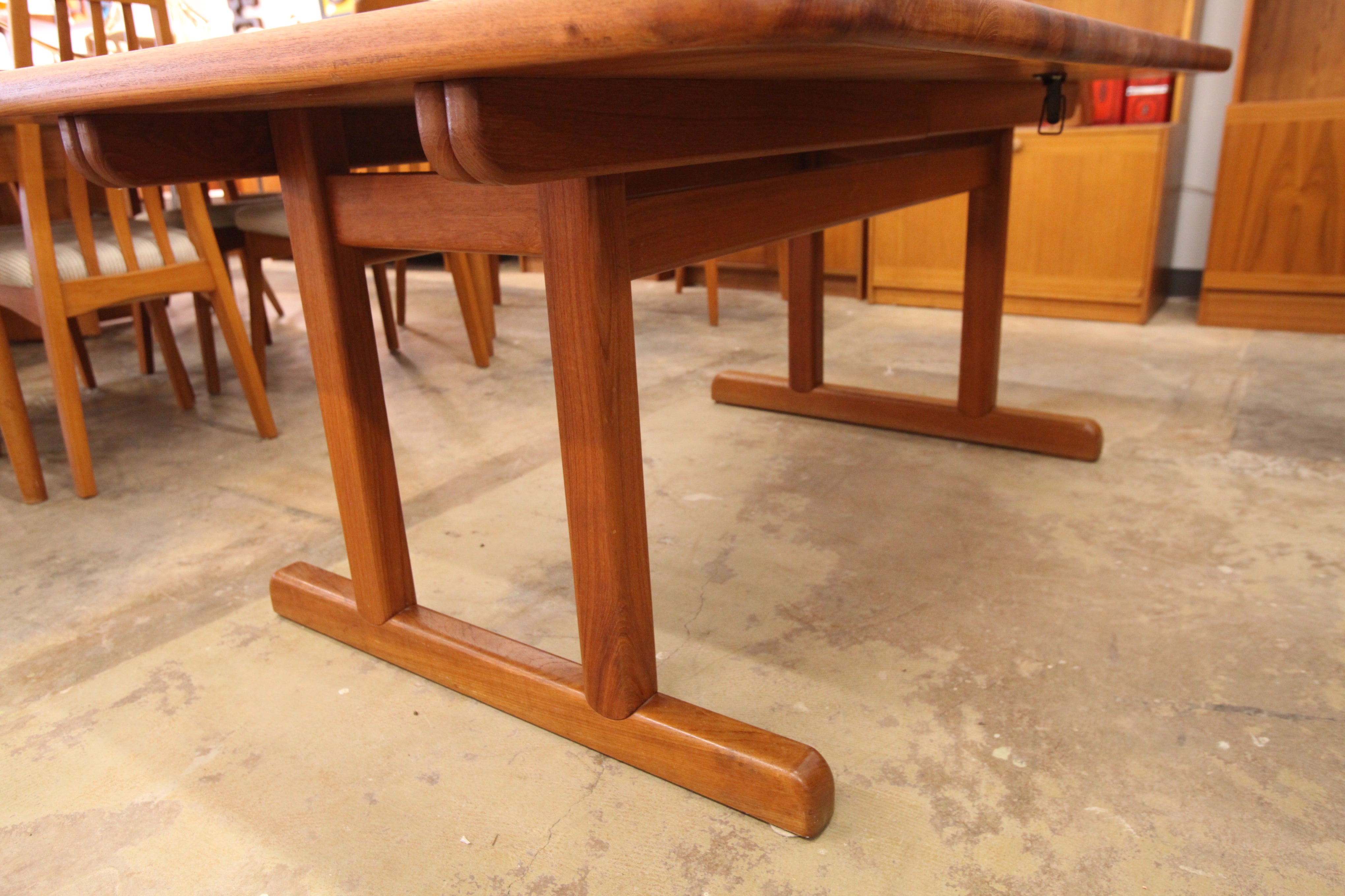 Beautiful and Rare Vintage "Solid Teak" Dining Table w/ 2 Leafs (102" x 43") (66.5" x 43")