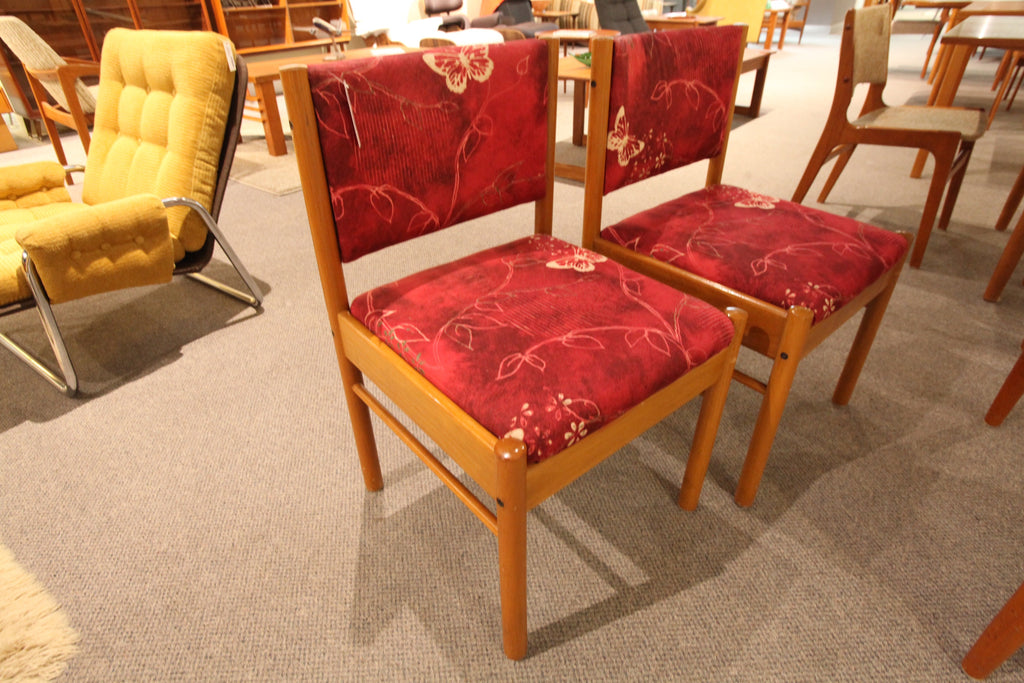 Set of 2 Teak Chairs