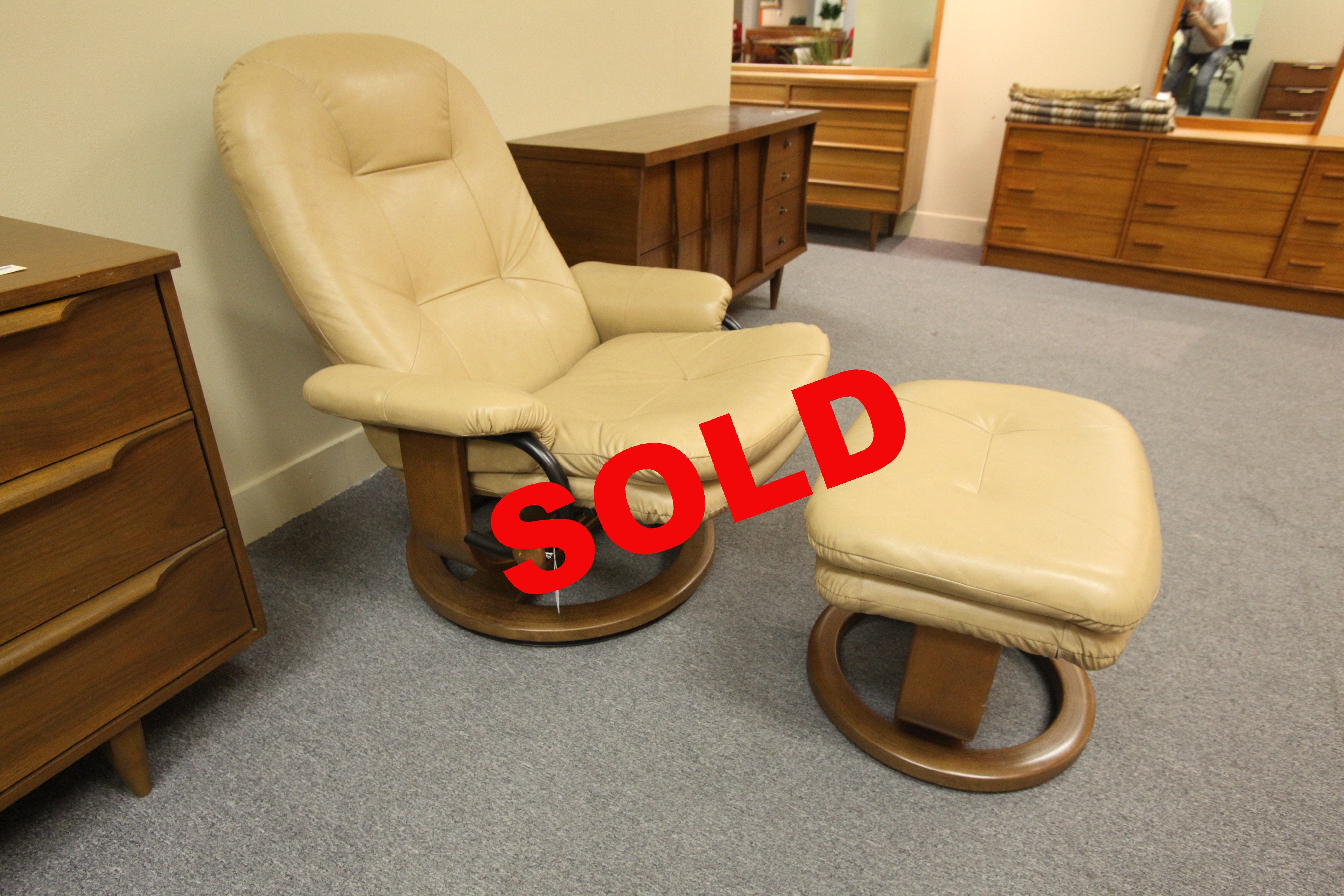 Paliser Danish style Leather Lounge Chair and Ottoman