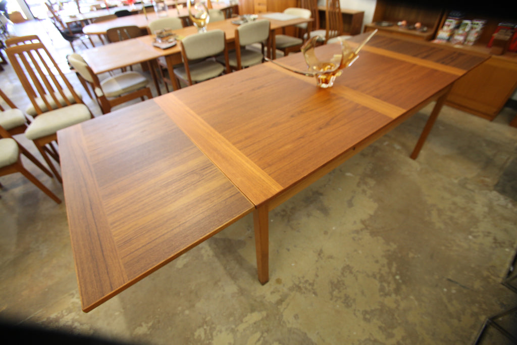 Beautiful Large Danish Teak Dining Table w/ Extensions (106.25"x39.25")(67"Lx39.25") 29"H