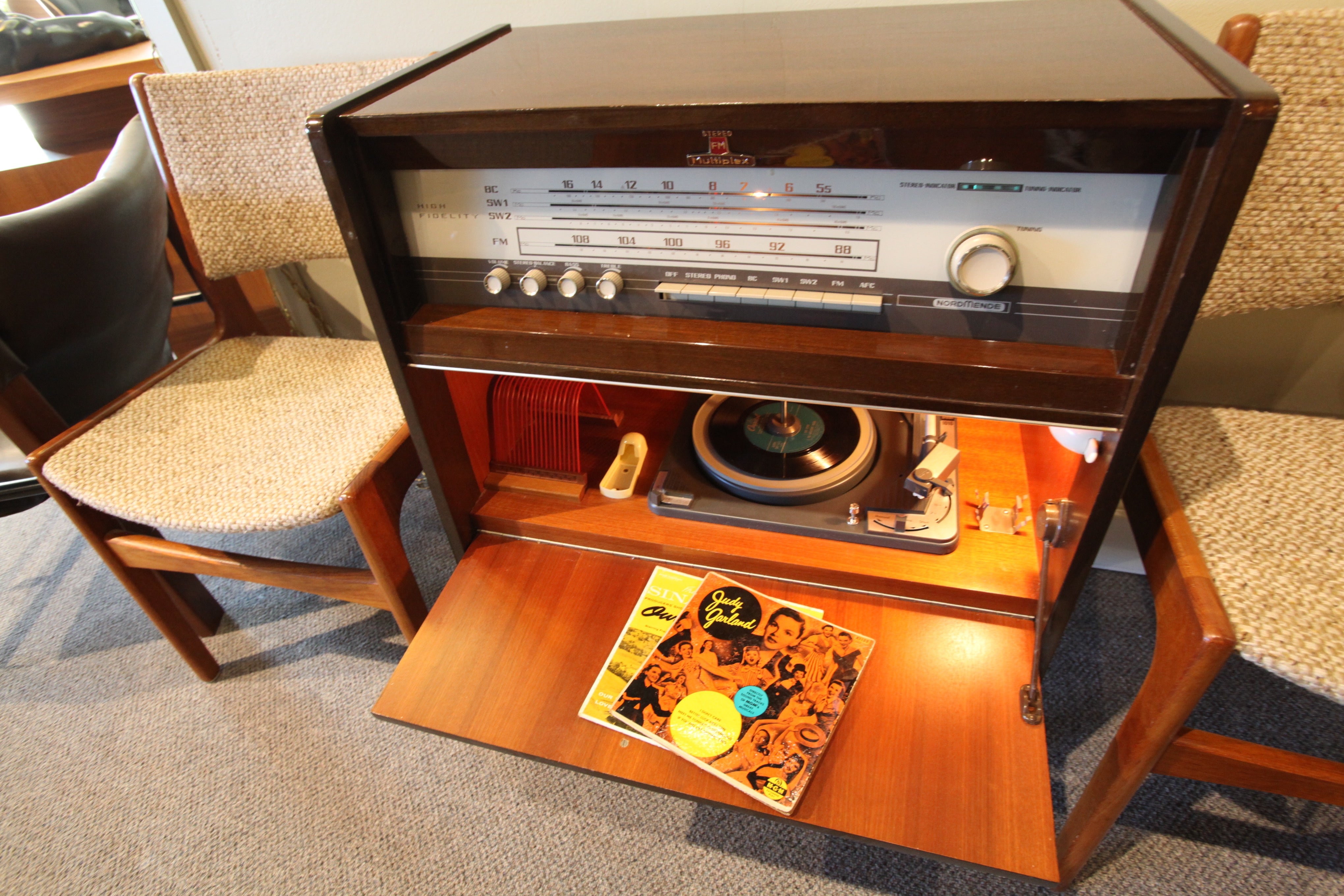 Normende Caruso Special C Stereo/Phono Cabinet (Germany early 60's)