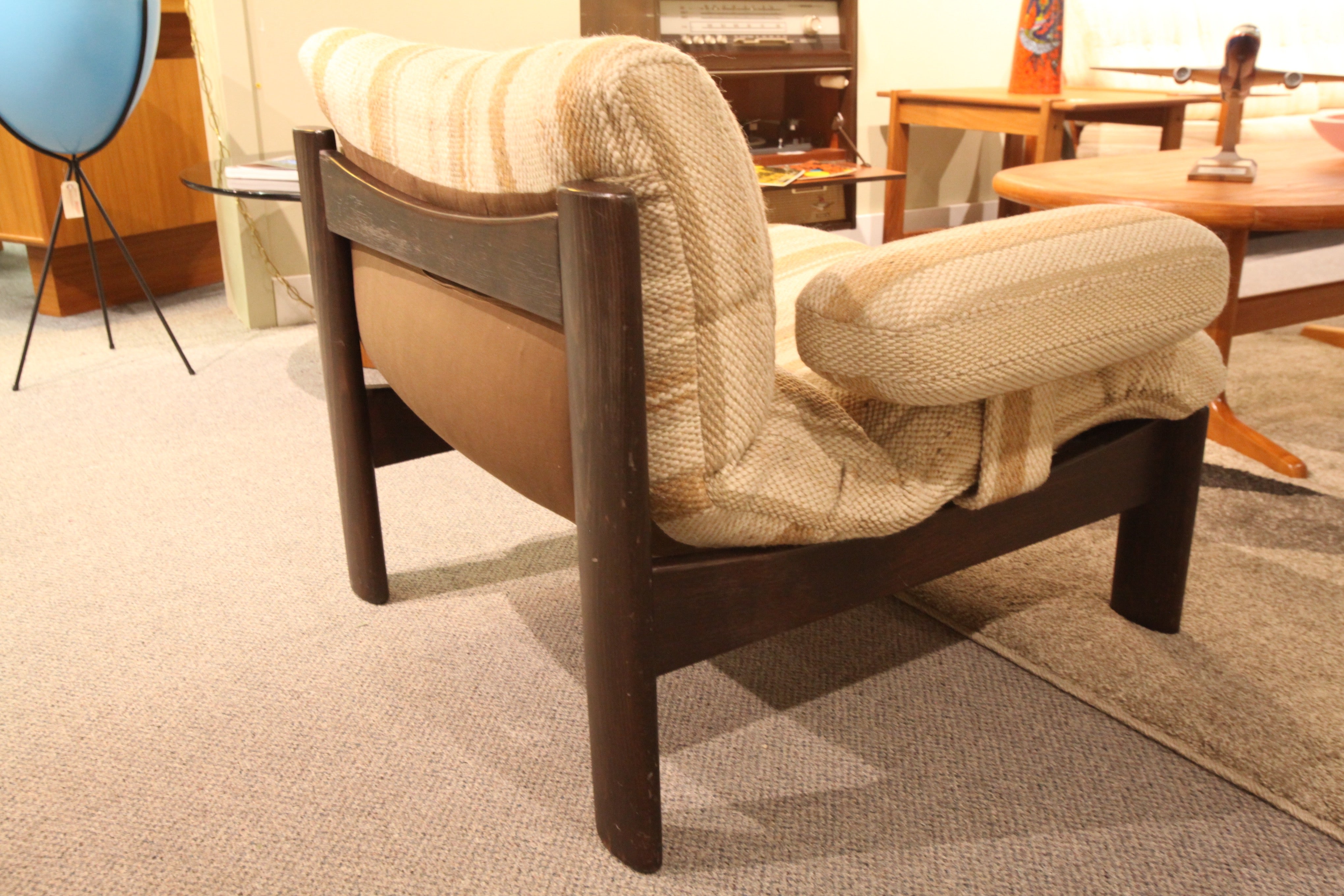 Cool 70's Mid Century Lounge Chair (30" deep x 36" wide x 27" high)
