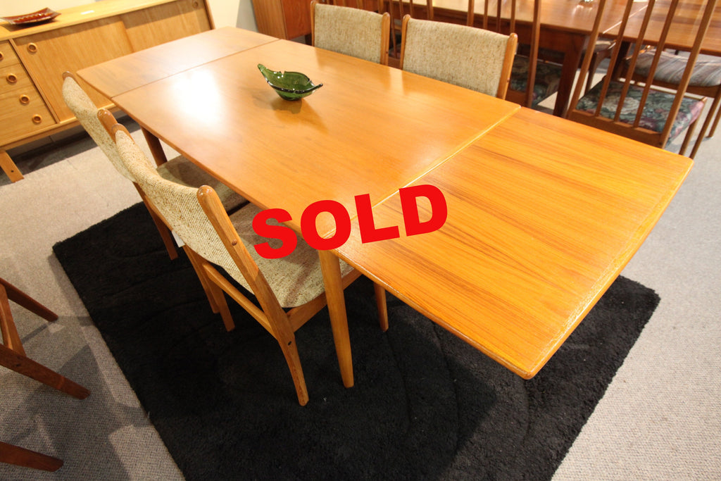 Teak Extension Dining Table (84" x 32.5") or (48" x 32.5")