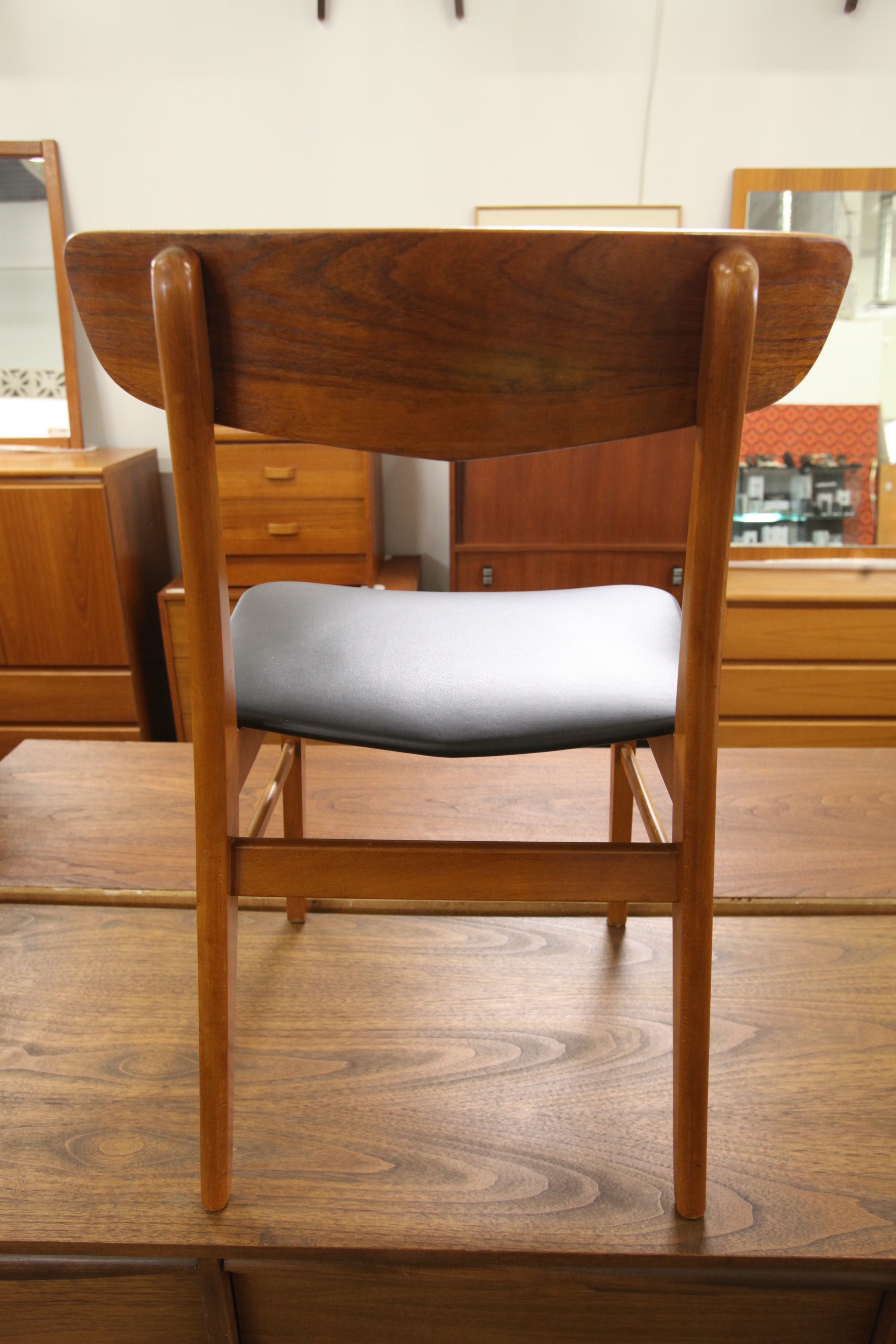 Set of 4 Danish Teak Woodback Dining Chairs (18.25"W x 17"D x 30"H)