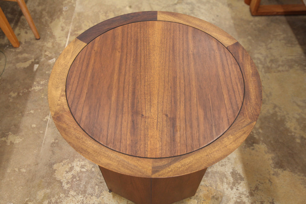 Vintage Deilcraft Round Walnut Side Table (23" Dia. x 21.75"H)