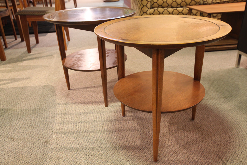 Deilcraft Walnut Round Side Table (23" across x 22.5"H)