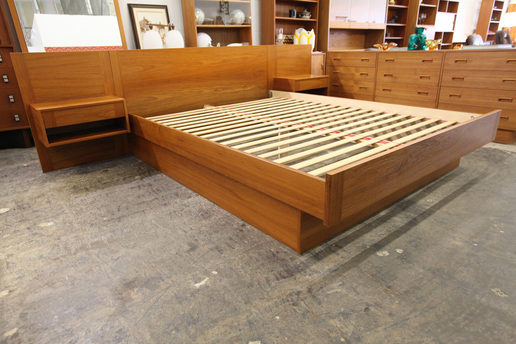 Vintage Danish Teak Queen Bed w/ Floating Night Stands (109"W x 82"D x 31.75"H)