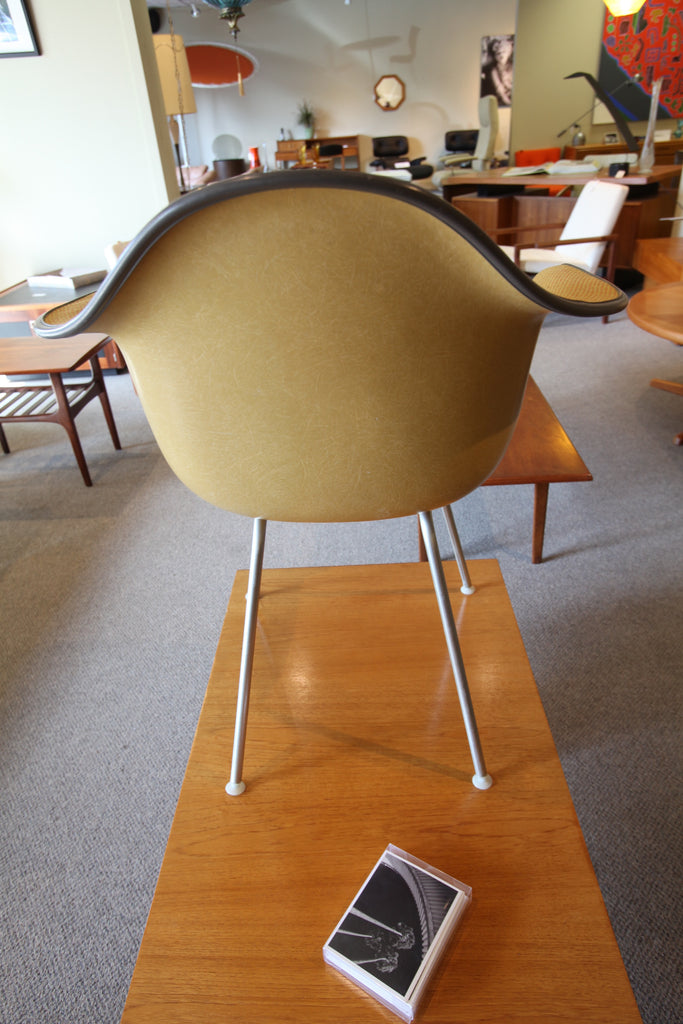 Vintage Herman Miller Chair