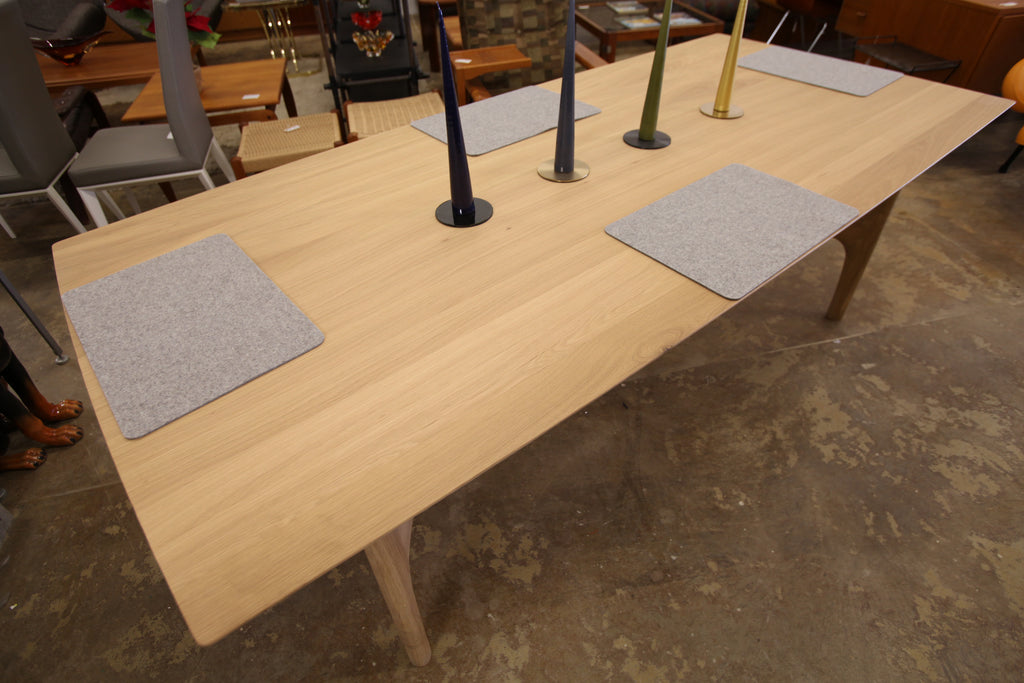 Beautiful Ethnicraft Solid Oak Nexus Dining Table (90.5"L x 41.25"W x 29 7/8"H)