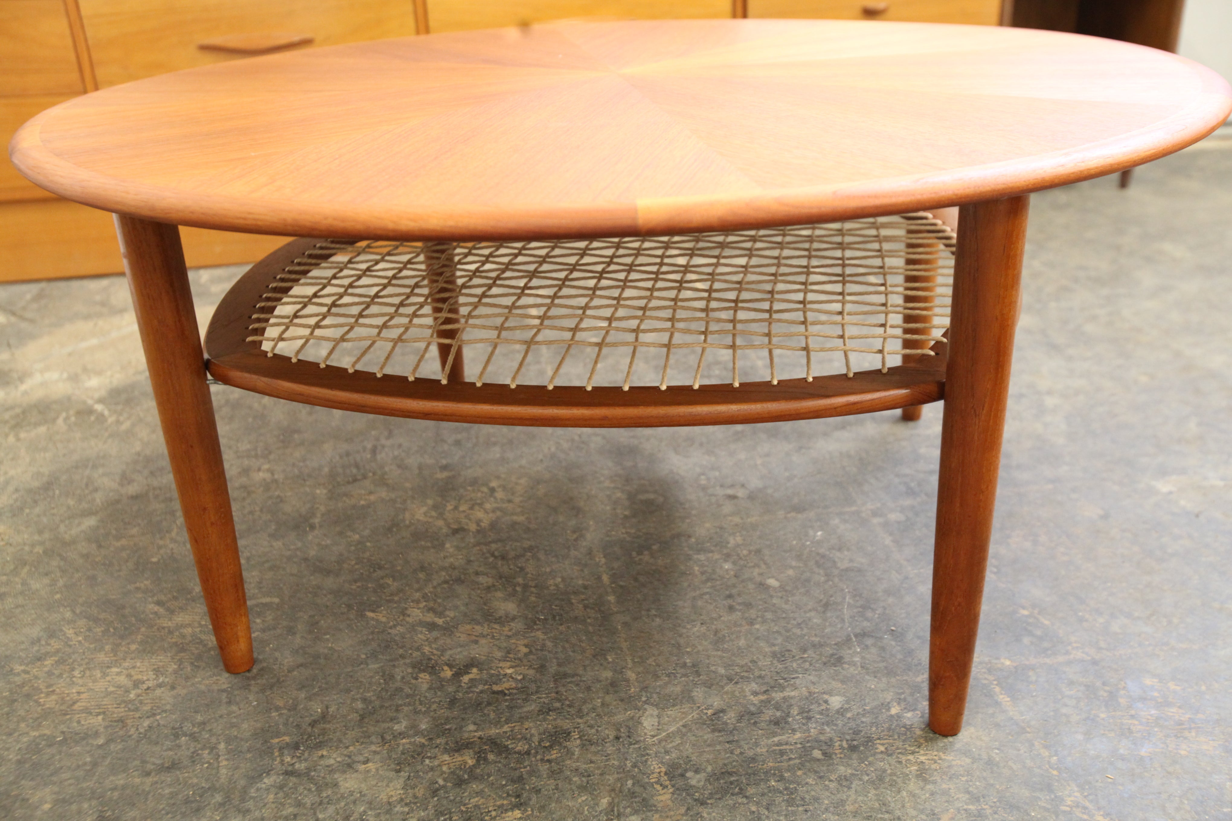 Vintage 60's Danish Teak Wegner Style Round Coffee Table (41.25" Dia x 19"H)