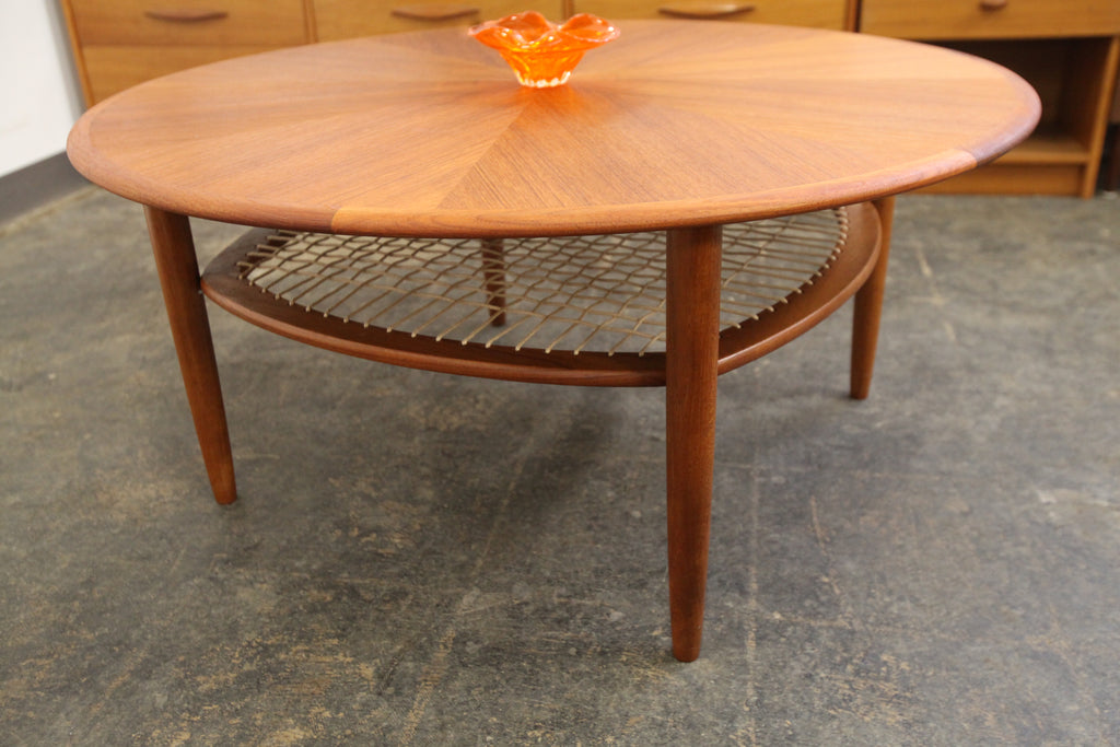 Vintage 60's Danish Teak Wegner Style Round Coffee Table (41.25" Dia x 19"H)