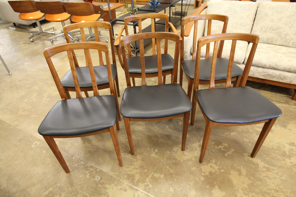 Set of 6 Vintage Honderich Walnut Dining Chairs (5 + one arm chair)