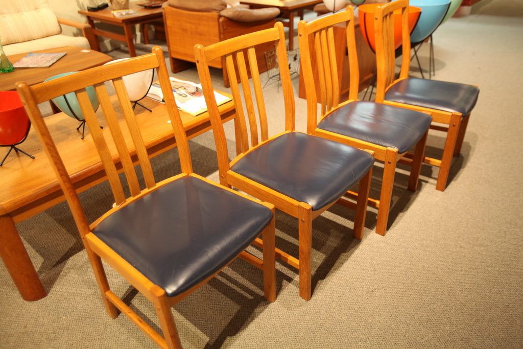 Set of 4 Vintage Mid Century Teak Dining Chairs (Blue Leather)