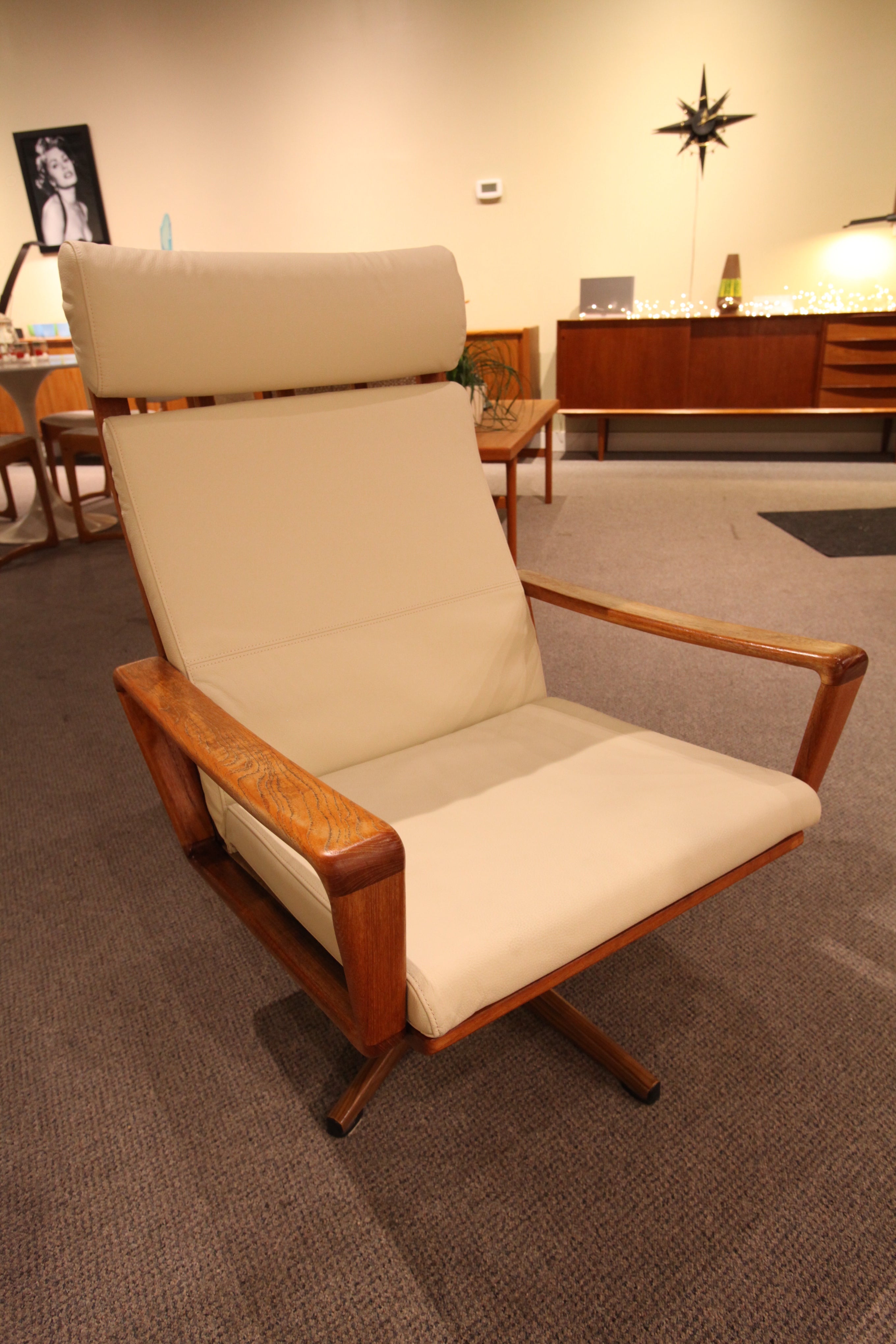 Vintage Danish Teak Swivel Lounge Chair (Arne Wahl Iverson Komfort)