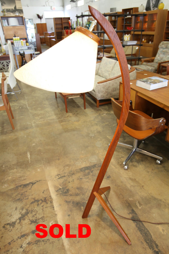 "Hard to Find" Vintage Teak Arc Floor Lamp (59.5"H)