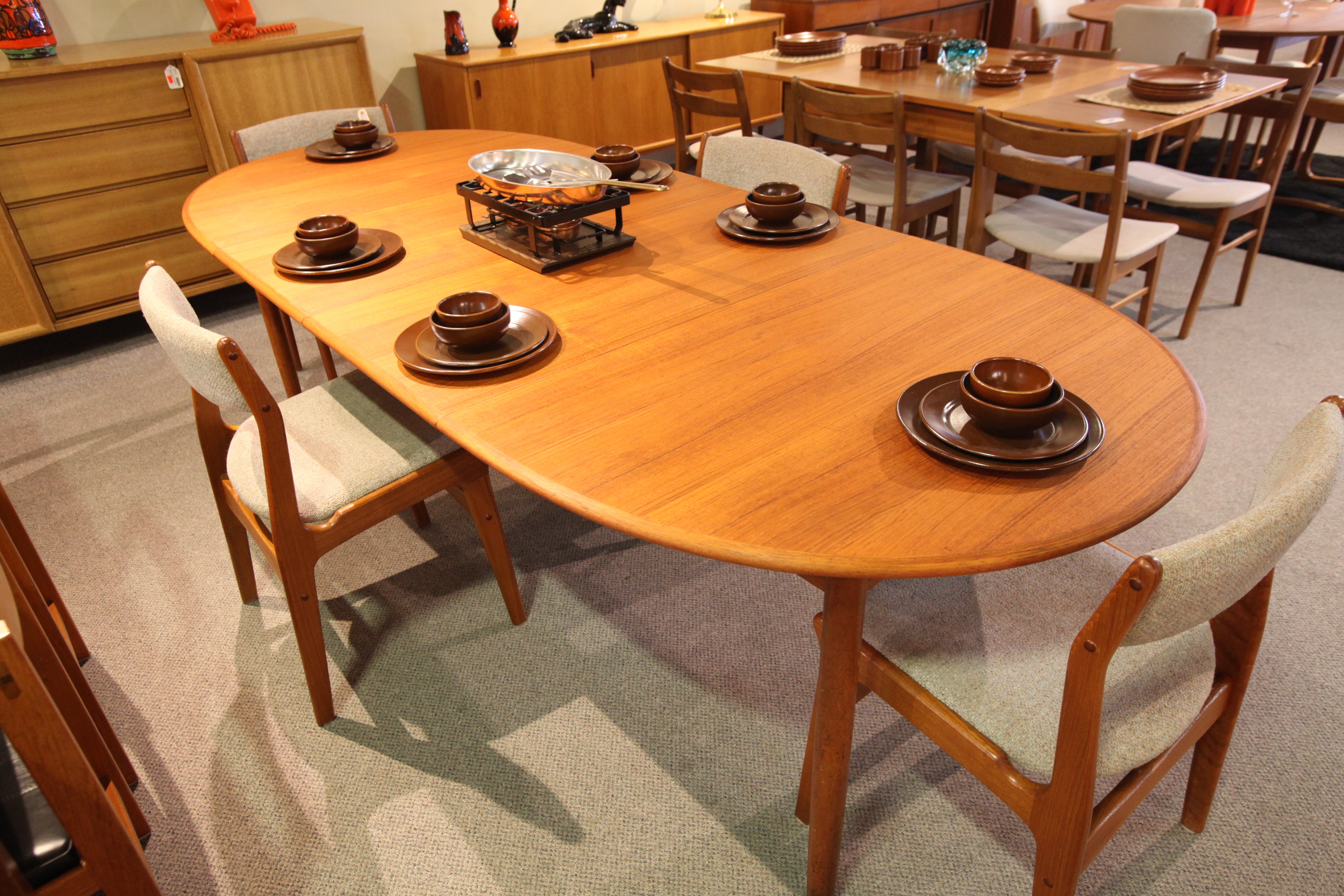 Vintage Mid Century Danish Teak Dining Table w/2 Leafs (98"x41.5") (59"x41.5")