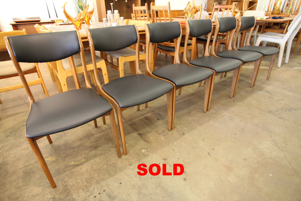 Set of 6 Vintage Deilcraft Walnut Dining Chairs w/ New Faux Leather