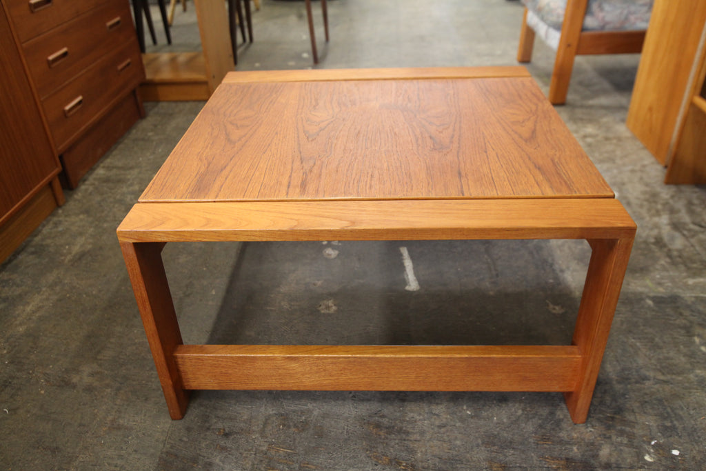 Vintage Square Teak Coffee Table / Side Table (30" x 30" x 16.5"H)