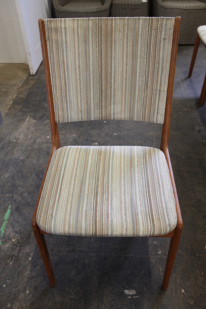 Set of 8 Vintage Teak Chairs w/ Original Fabric (19"W x 22.5"D x 35"H)