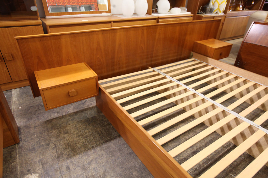 Vintage Queen Teak Bed w/ Floating Night Stands - Made in Denmark (102.5"W x 30.25"H x 82.75"D)