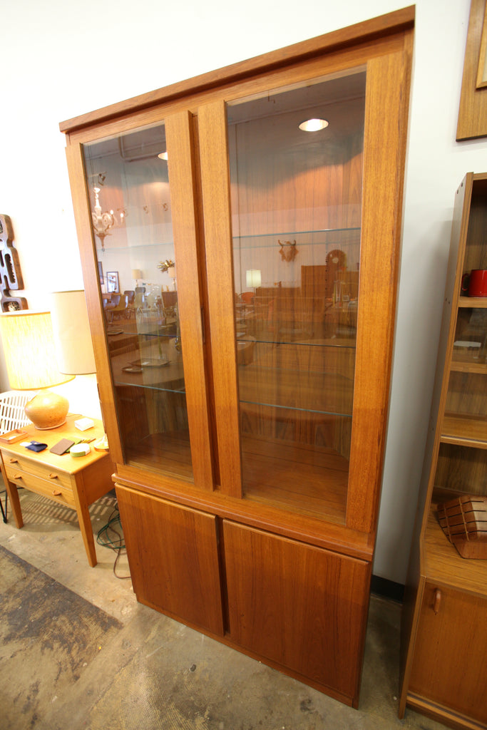 Vintage Tall Teak Corner Cabinet w/ Glass Doors (40"W x 17.5"D x 78"H)