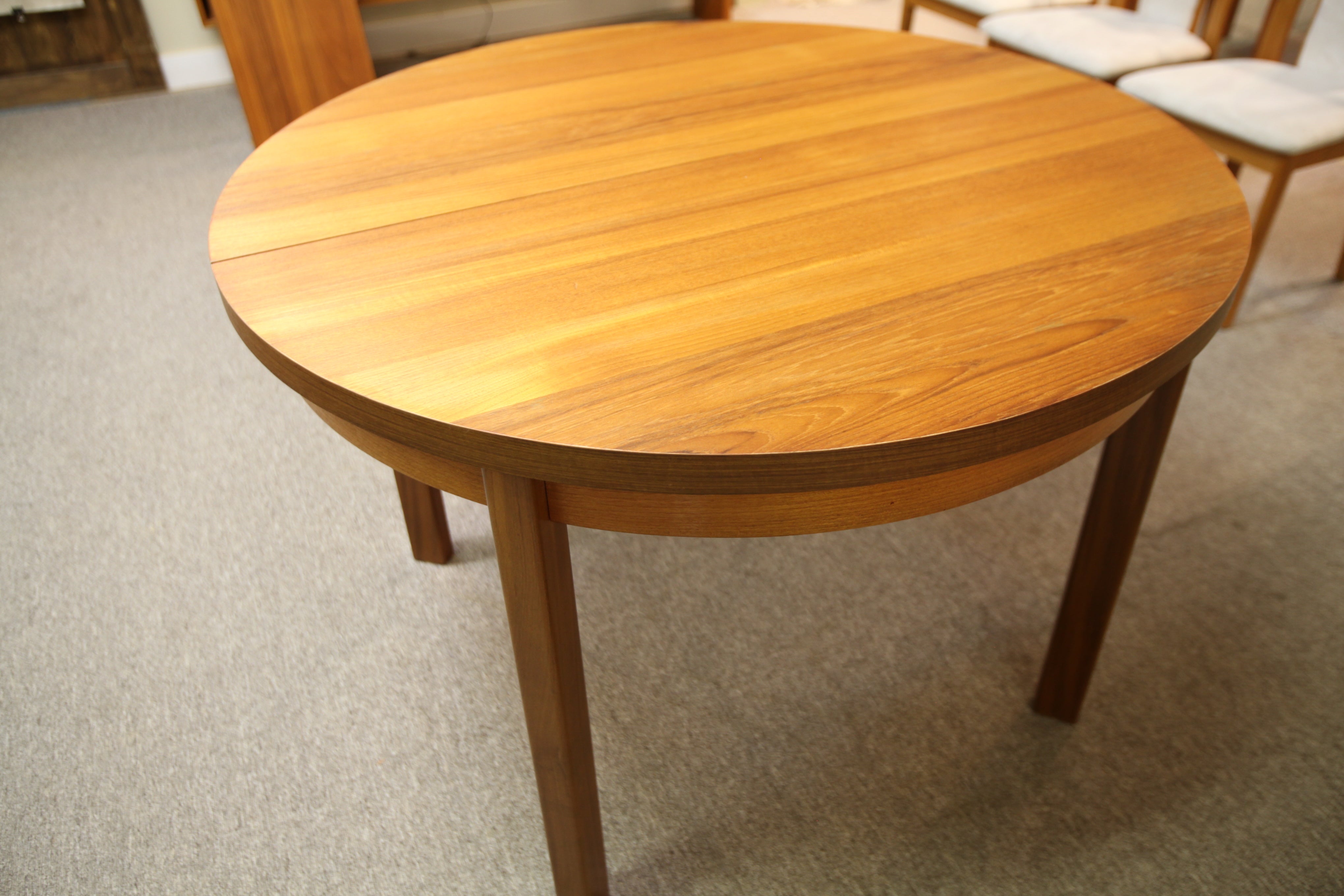 RS Associates Montreal Round Teak Dining Table W/ 2 Leafs (76"x44") or 44" round
