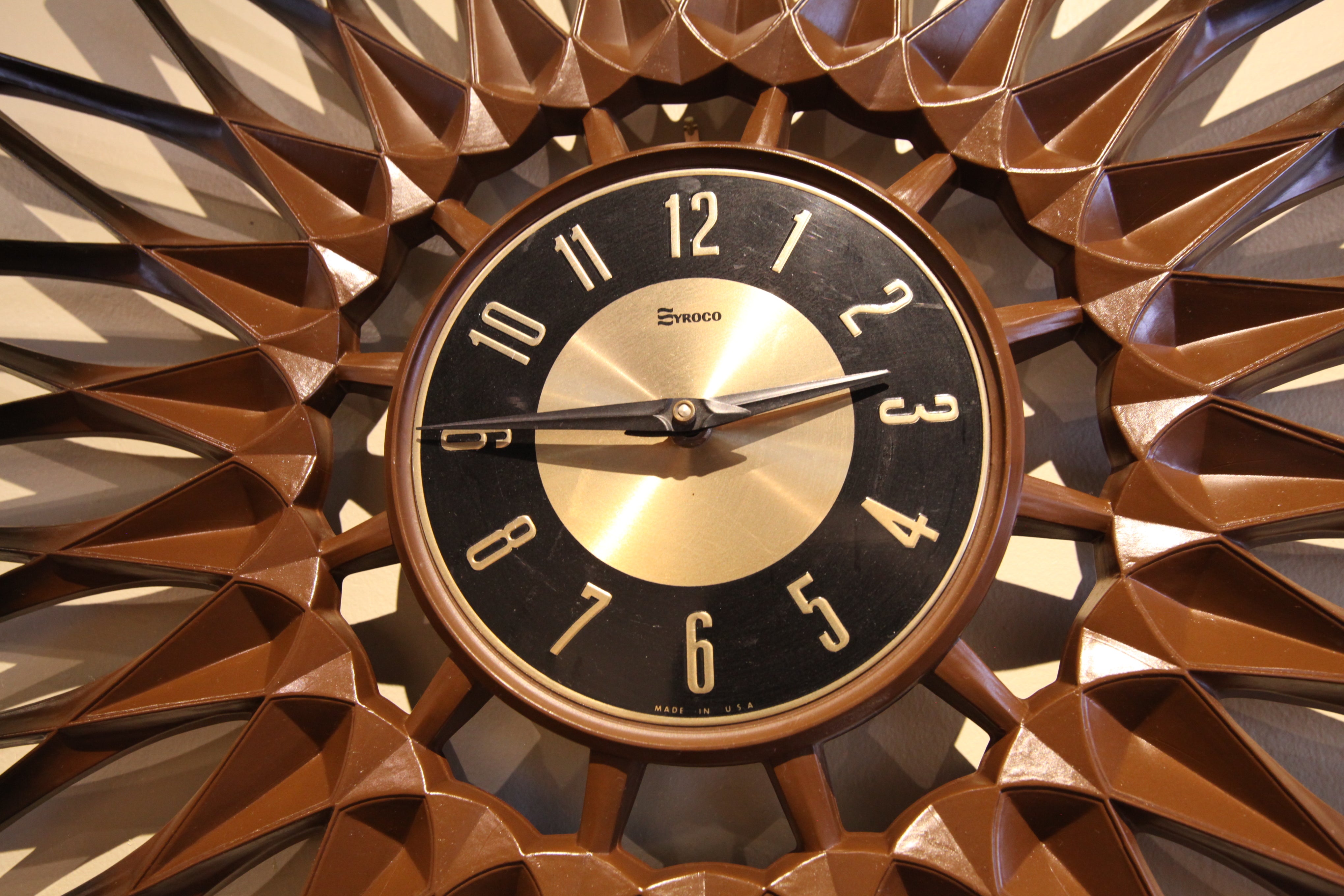 Vintage Syroco Starburst Clock (30" across)