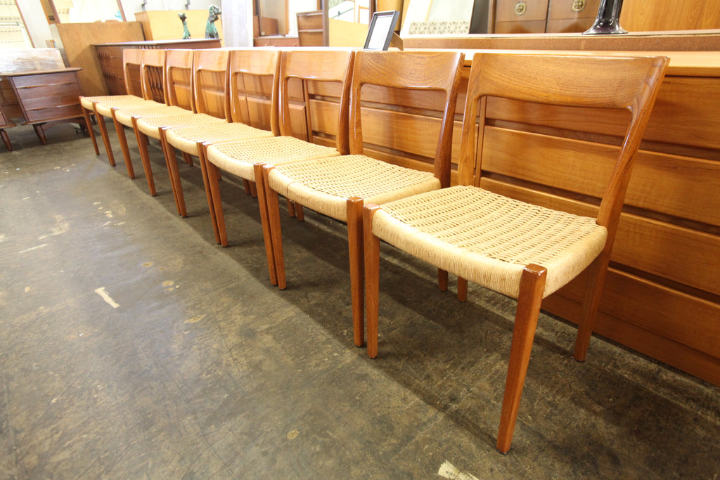 Set of 8 Vintage Swedish Svegards Markayrd Teak Dining Chairs