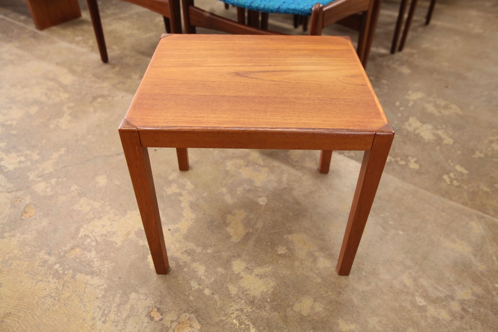 Vintage Small Teak Side Table (17.75" x 15.5" x 16.5"H)