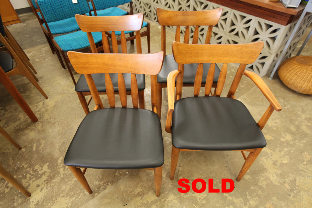 Set of 4 Vintage Teak Dining Chairs (20.5"W x 19"D x 32"H)